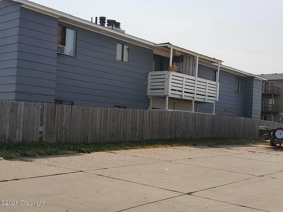 2nd image of 1000 Elon Ave