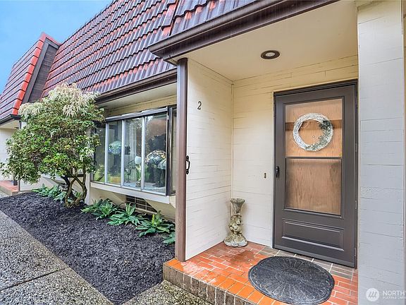 2nd image of 1002 Columbia Avenue #2