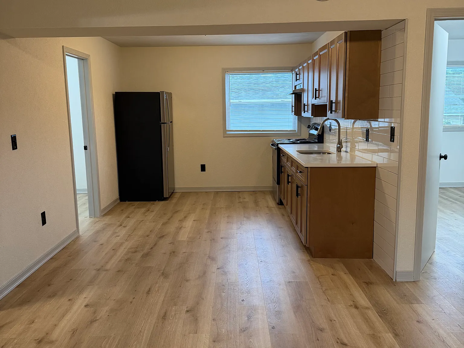 2 bed, 1100 sqft, $1,500 — Photo 4