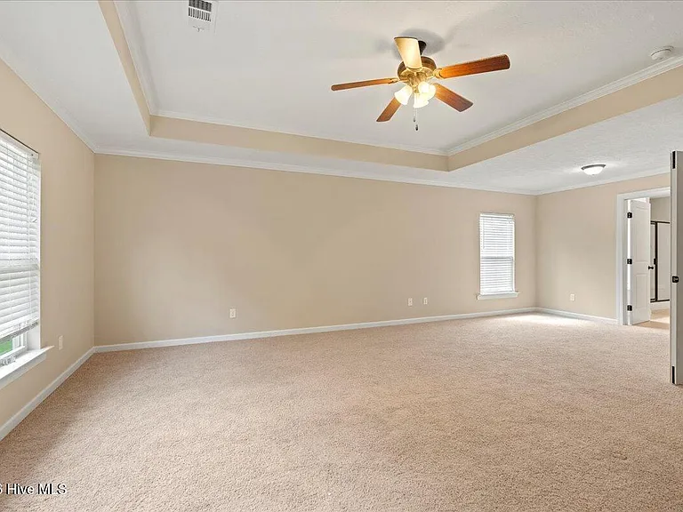 712 Coventry Ave — Photo 17