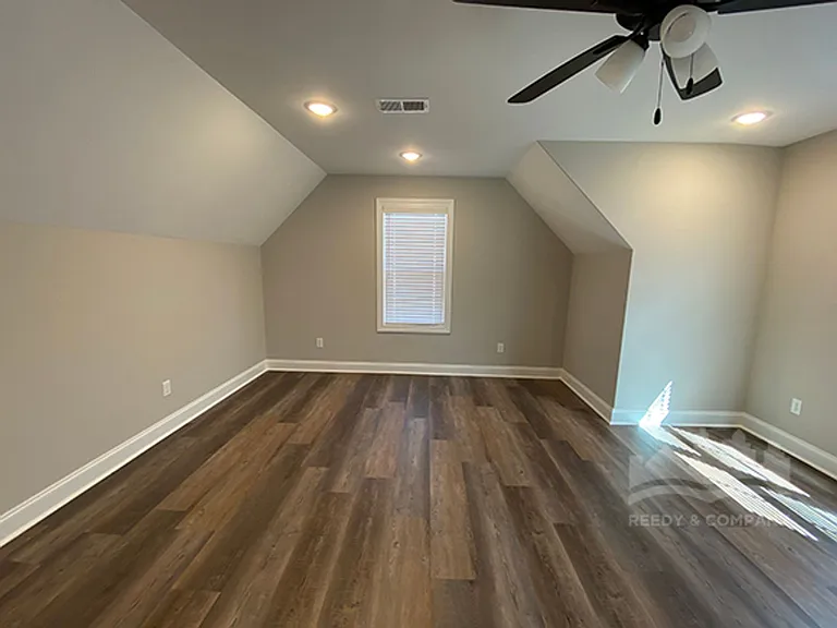 565 Beau View Way — Photo 19