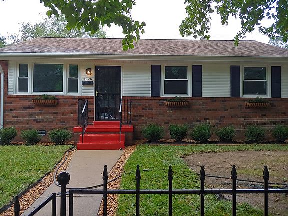 4th image of 1228 N 38th St