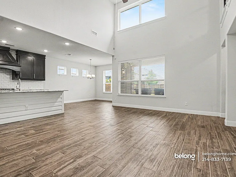 2172 Poppyvine Rd — Photo 11
