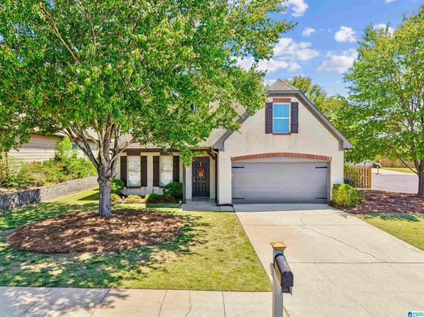 1000 Pine Valley Dr, Calera, AL 35040