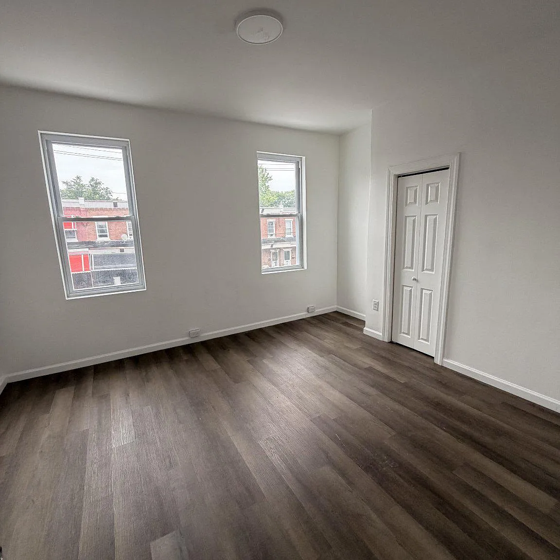 2 bed, 1.0 bath, 1288 sqft, $1,450 — Photo 3