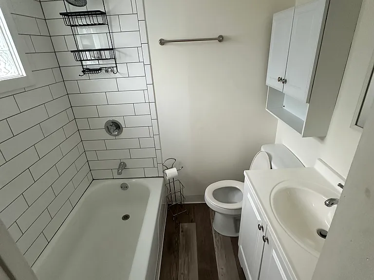 440 W Utica St #2 — Photo 3