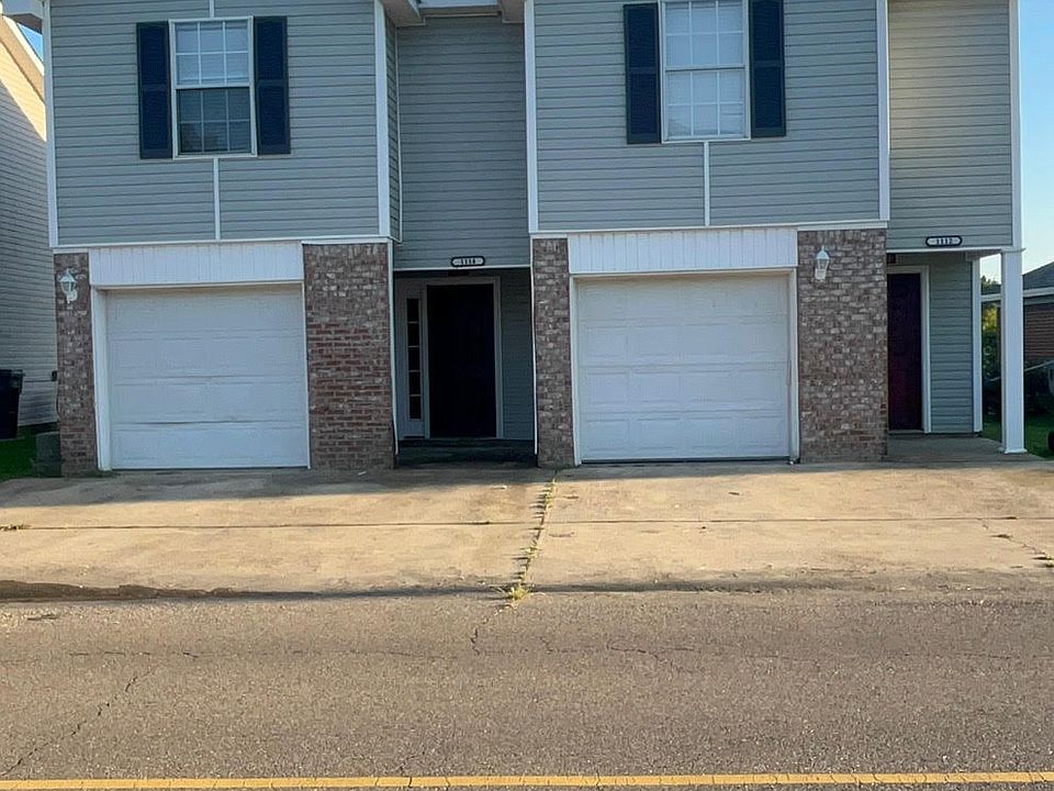 1st image of 1114 Saint Andrews Ln #1114