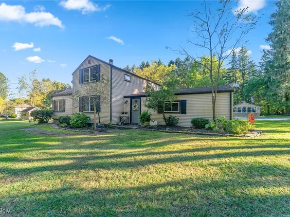 7152 Stewart Sharon Rd, Brookfield, OH 44425