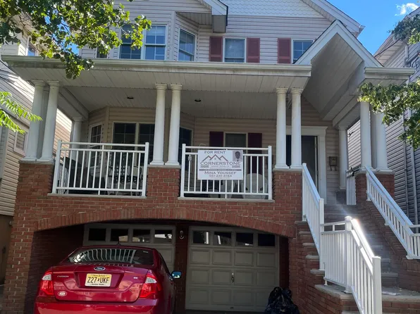 40 Andrew St, Bayonne, NJ 07002