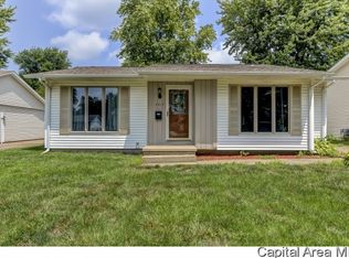 2317 Stokebridge Rd, Springfield, IL 62702