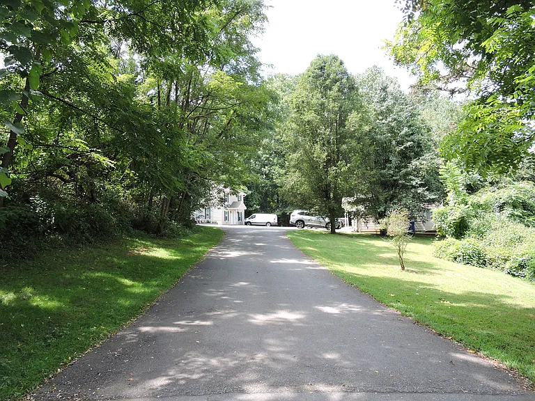 16 Maple Branch Ln #16 — Photo 6