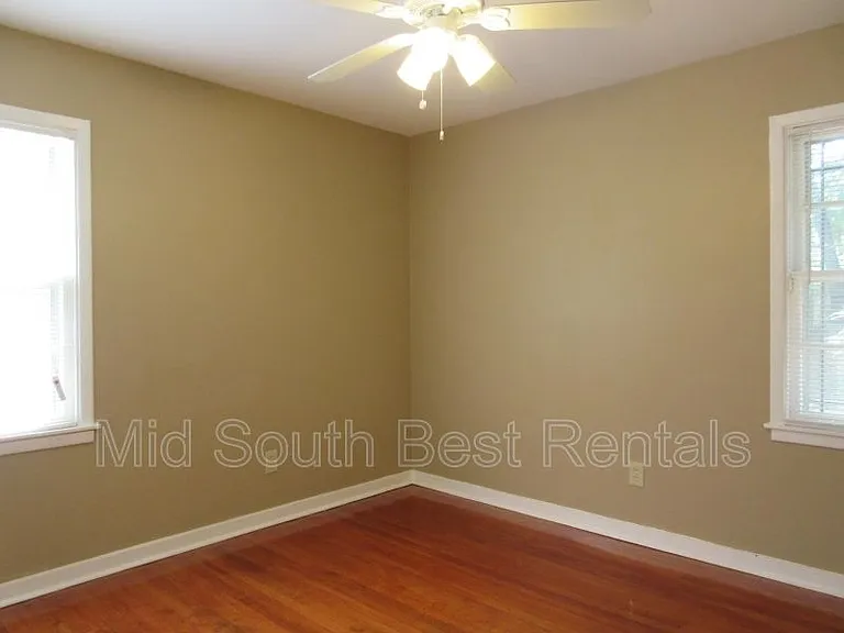 3523 Hallbrook St — Photo 8