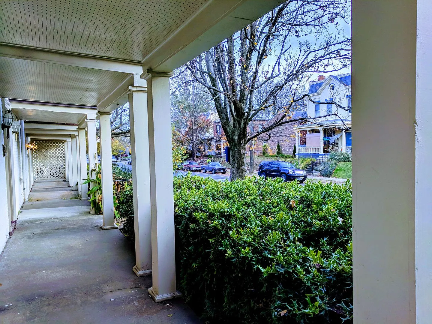 3322 Ellwood Ave.* — Photo 4