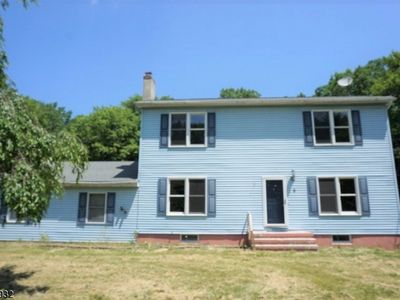 2 Oak Rd, Newton, NJ, 07860