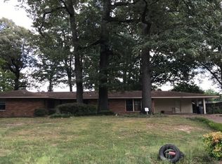 4060 Mary Lee Dr, Memphis, TN 38116