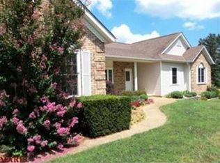 90 Terrace Ln, Washington, MO 63090