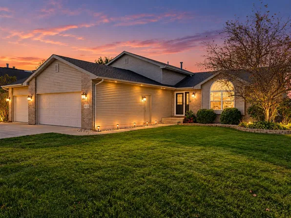 6943 Squirrel Creek Ave, Portage, IN 46368