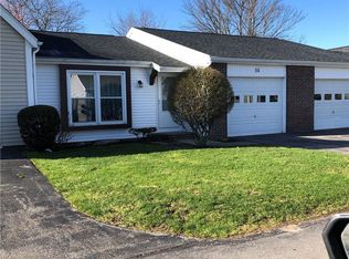 84 Springwood Dr, Webster, NY 14580