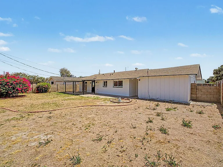 8730 E Rancho Vista Dr — Photo 27