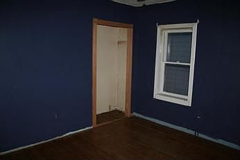 2nd image of 3537 Buchanan Ave SW