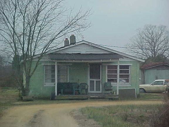 3rd image of 1011 State Highway 561 W