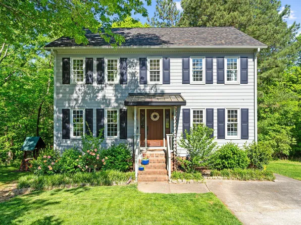 8 Aurora Ct, Durham, NC 27713