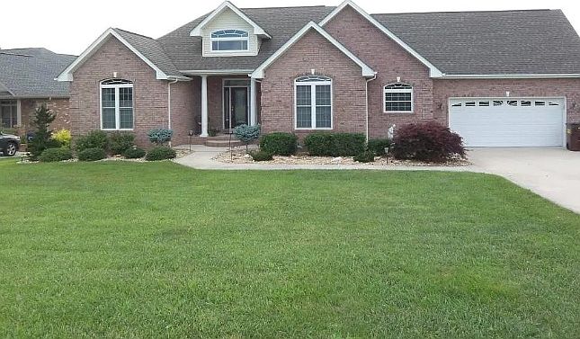 1st image of 1208 Arrowhead Dr