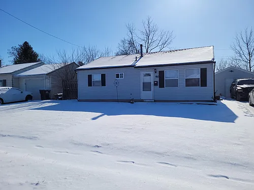 90 Marchmont Dr Photo 1