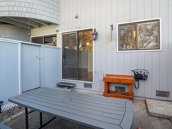 5th image of 2791 Mcbride Lane #140
