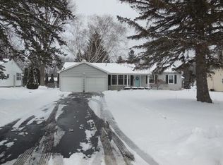 22 Cross Bow Dr, Rochester, NY 14624