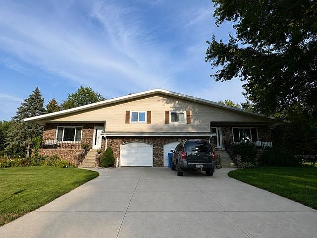 1st image of 6802 Sunset Meadow Dr