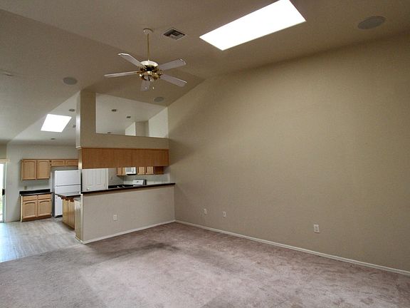5th image of 10683 E 34th Pl