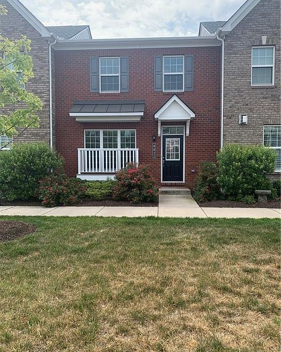 1st image of 4822 Village Walk