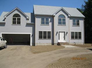 76 Mendon St, Upton, MA 01568