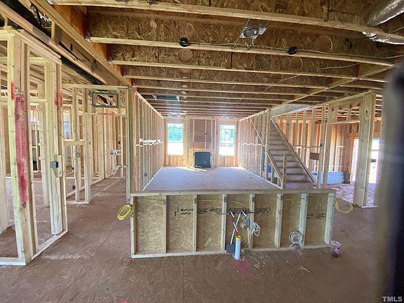 5th image of 1909 Skylane Ct Lot 18
