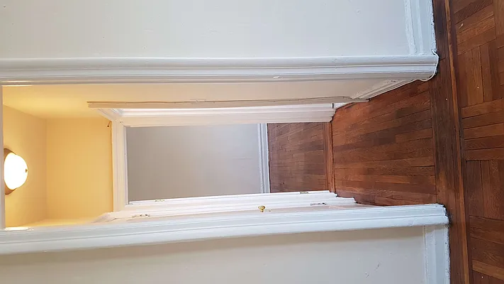 Rented by Smart NY Realty LLC | media 1