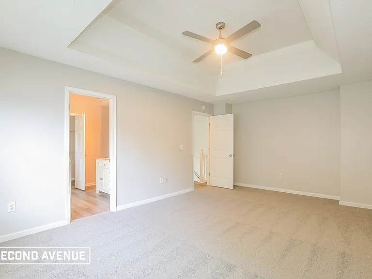 1387 Cater Ln — Photo 8