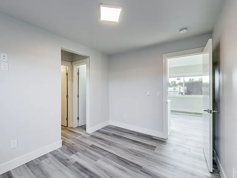 3413 Adeline St #4 — Photo 8