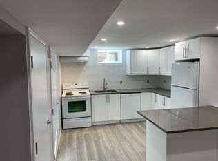 18 Queenston Cres, London, ON N5W1N6