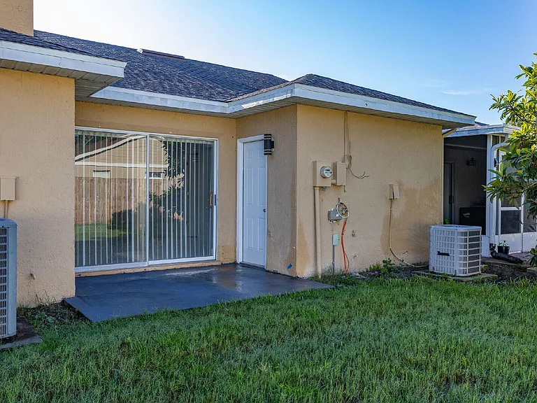 3128 Sandy Shore Ln — Photo 40