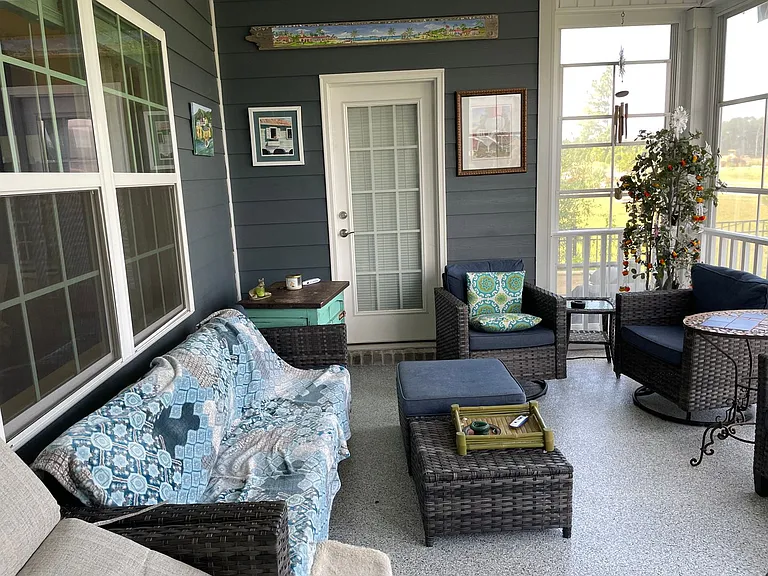 1351 Ogelthorp Dr NW — Photo 8