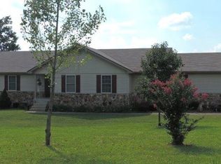 1556 Sandy Creek Rd, Morgantown, KY 42261