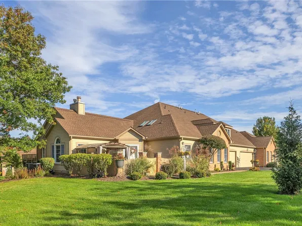 118 Linden Ct, Seven Fields, PA 16046