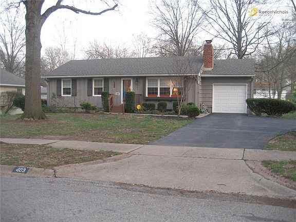 2nd image of 403 E 109th St