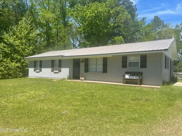 9820 Old Jackson Rd, Forest, MS 39074