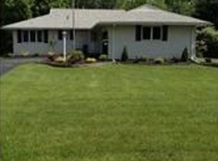 11795 Manitou Dr, Alden, NY 14004