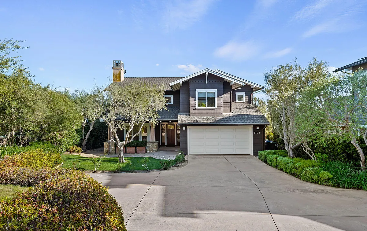 Building Photo - 2121 Summerland Heights Ln