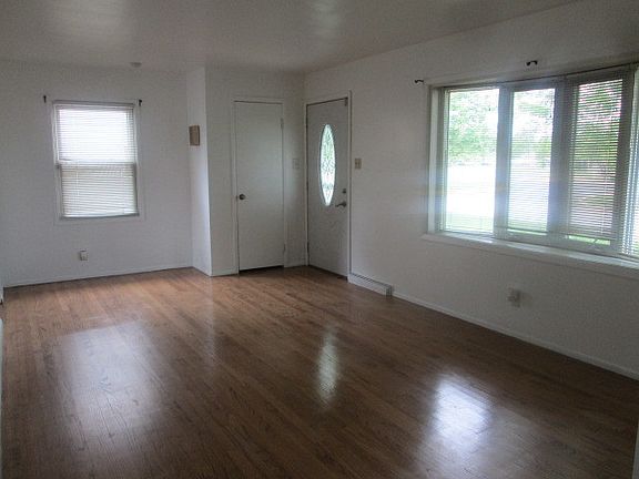 5th image of 3133 Enterprise Park Ave
