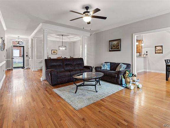 4th image of 10250 Charter Point Ct