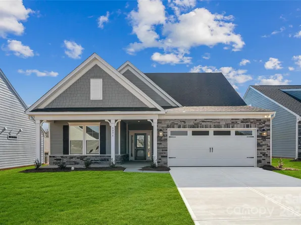 9096 El Sworth Dr, Sherrills Ford, NC 28673